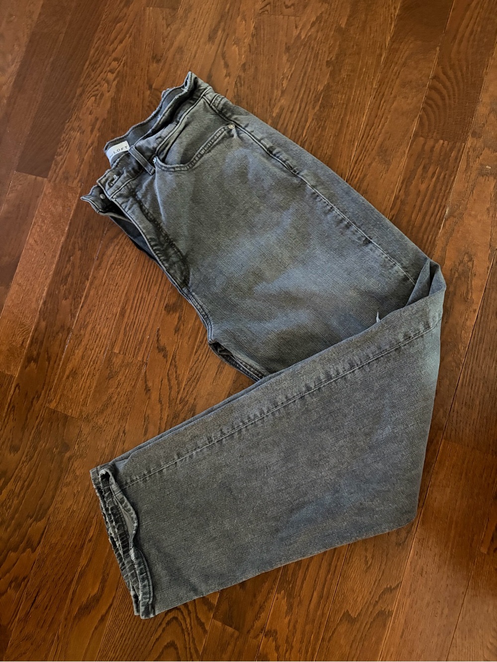 LOFT - 90s Straight - Gray- Womens - 27/4